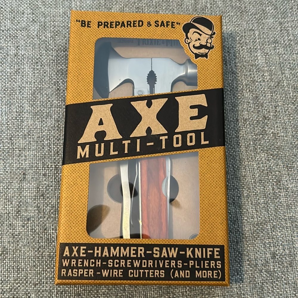 🤩LAST ONE 🤩Trixie & Milo Axe Multi-Tool - Picture 2 of 3